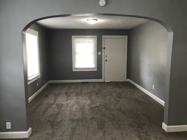 Photo - Near Downtown - 2 BR home