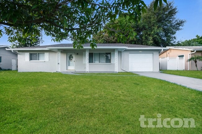 Building Photo - 2529 Brentwood Dr