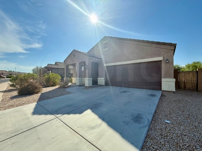 Photo - 1150 E Tyler Ln
