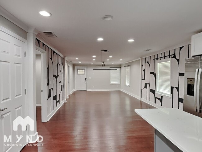 Photo - 963 Sims Ave NW