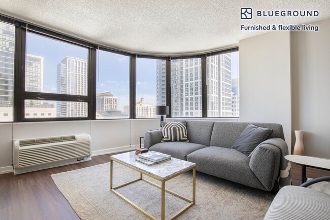 Building Photo - 1212 S Michigan Ave Rental
