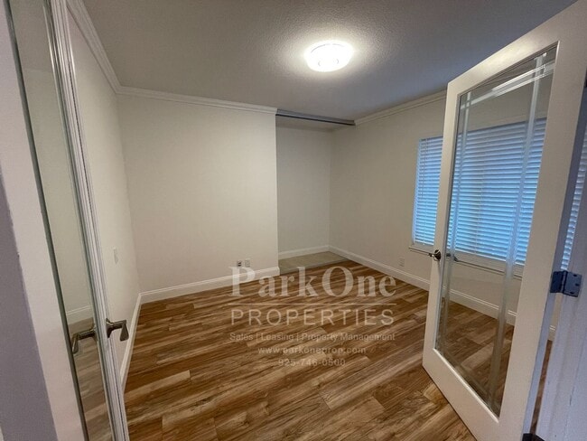 Photo - Nicely Update Home Now Available in the Crossings