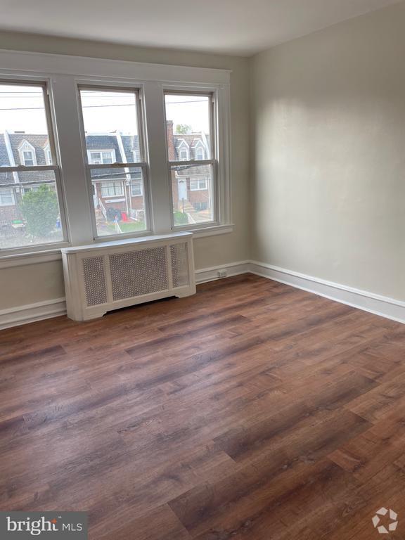 Building Photo - 1330 E Luzerne St Rental