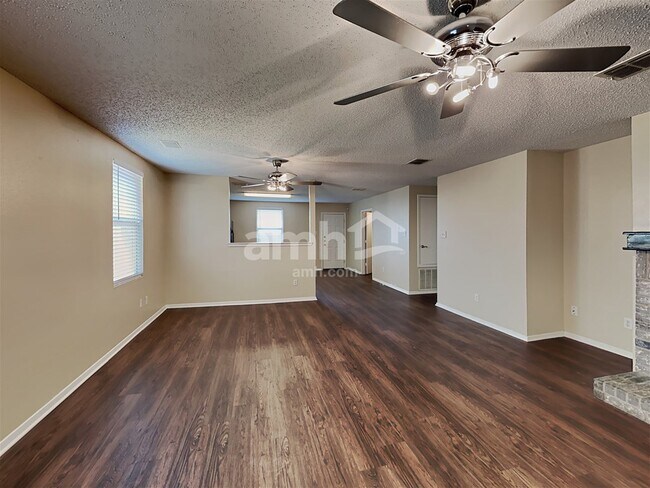 Photo - 5161 Cliff Oaks Dr