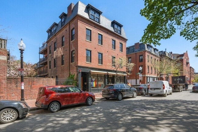 Photo - 39 Clarendon St Unit 2
