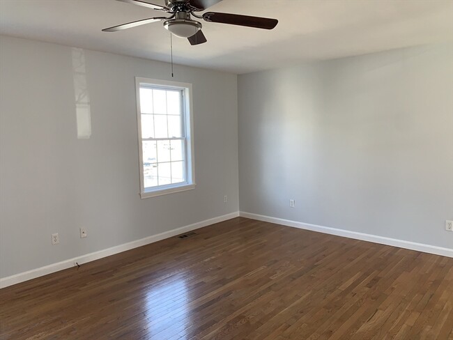 Photo - 170 Lawrence St Unit 1