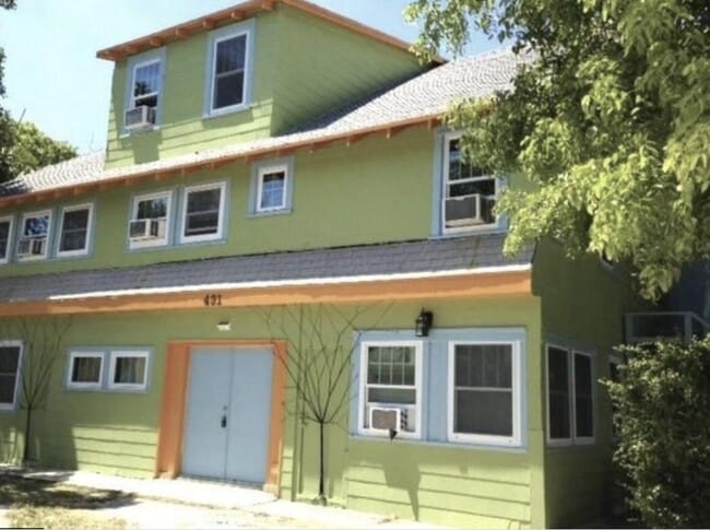 Building Photo - 431 S M St Unit 4 Rental
