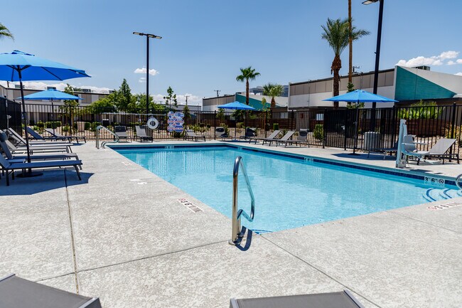 Photo - The Glenn Apartments