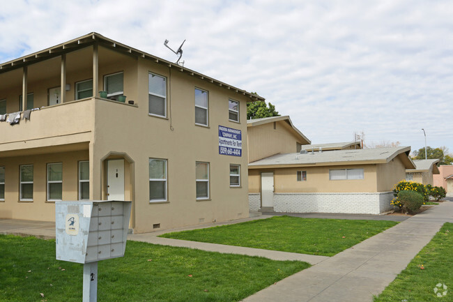 Building Photo - 210 N. C Street Rental