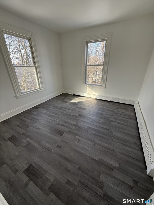 Photo - 64 Irion St Unit 2nd Floor