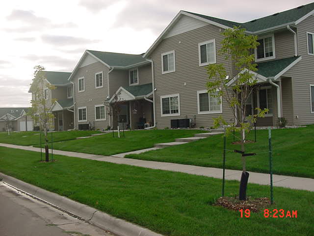 Maple Court Townhomes - Maple Court Townhomes