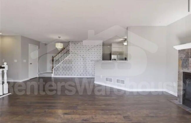 Photo - 16168 70th Pl N