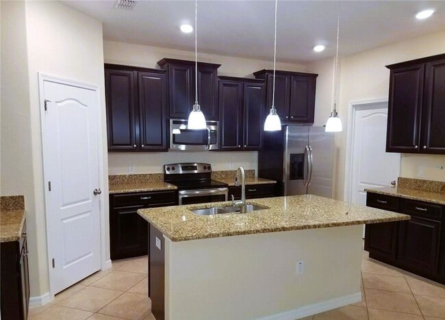 Photo - 3/2 Moss Park Orlando-AVAILABLE 08/14/2026