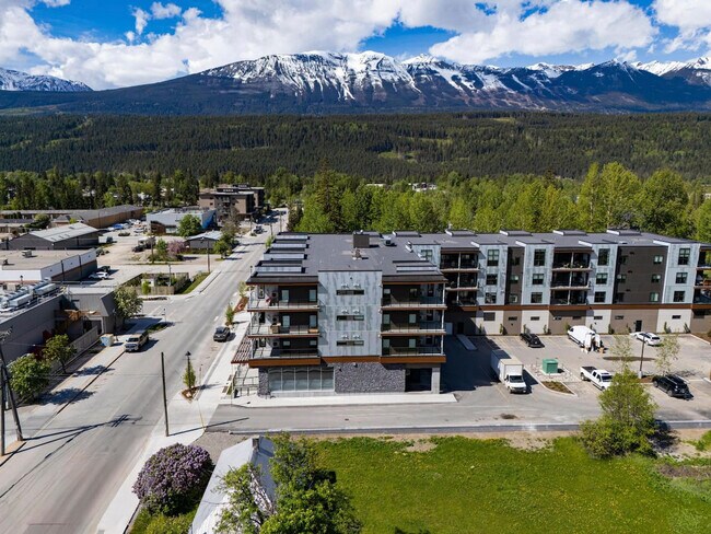 Photo - 901-907 7 St N Unit ID1308643P