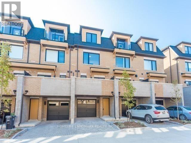Photo - 248 Finch Ave E