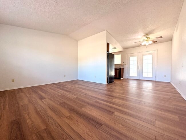 Photo - Beautiful 3 Bedroom, 2 full bathroom single story with HUGE backyard! For rent in Sacramento