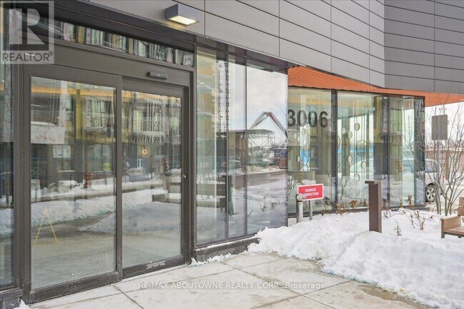 Photo - 3006 William Cutmore Blvd Unité 220