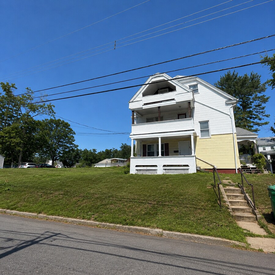 Photo - 18 Darby St Unit 3rd Floor