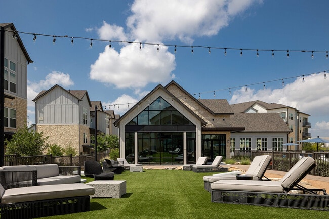 028 - Livano- Pflugerville - Livano Pflugerville