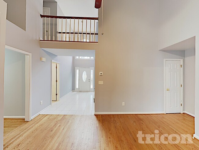 Photo - 3465 Canon Creek Dr