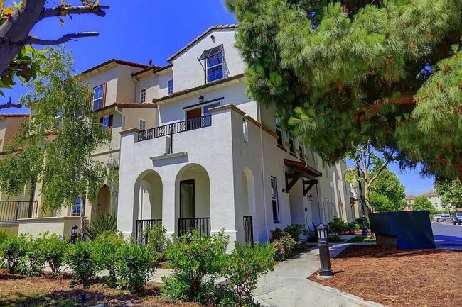 Photo - 1722 Hillebrant Pl Townhome