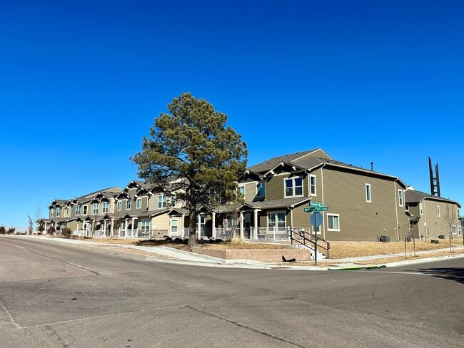 Photo - LIKE NEW CHAPEL HEIGHTS TOWNHOME w/ PIKES PEAK VIEWS - Security Deposit Waiver Available