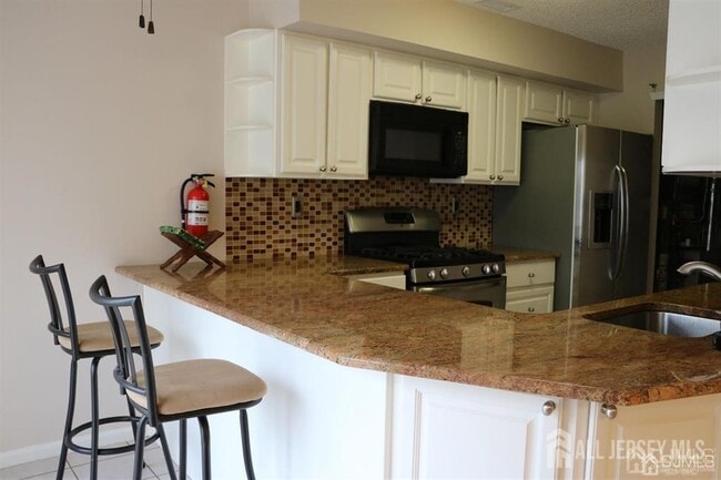 Photo - 114 Daniel Ct