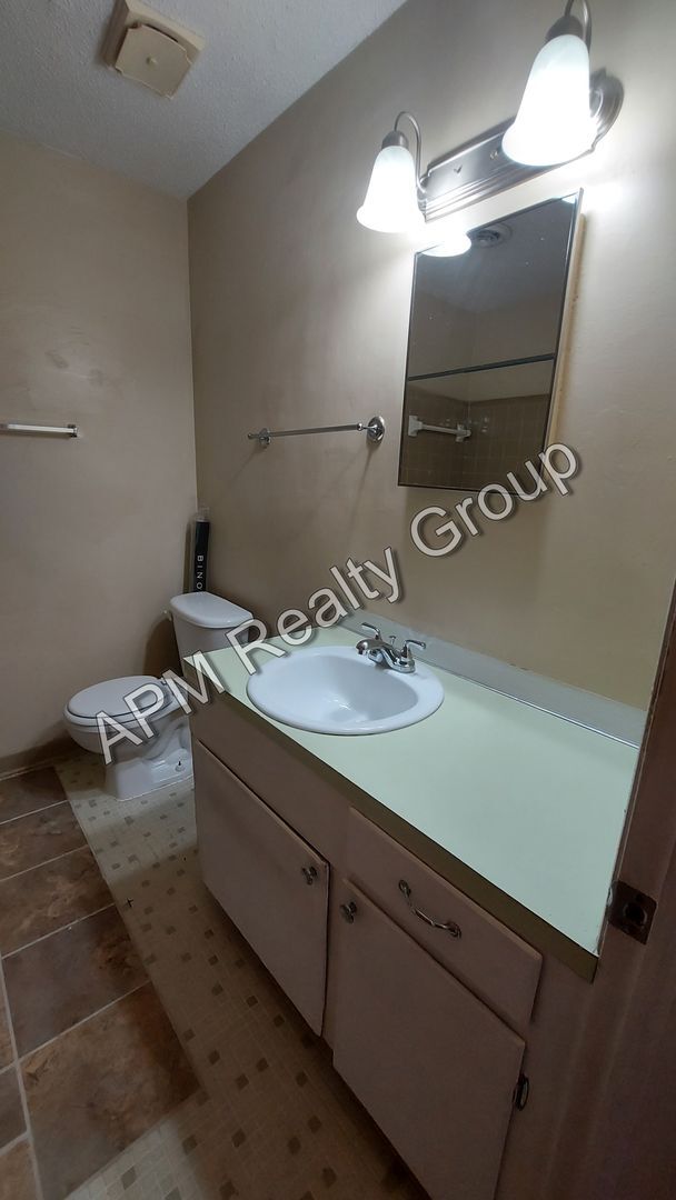 Photo - Three bedroom home in Southeast Columbia