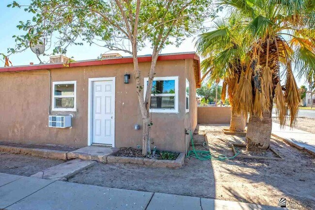 Building Photo - 531 S 1st Ave Rental