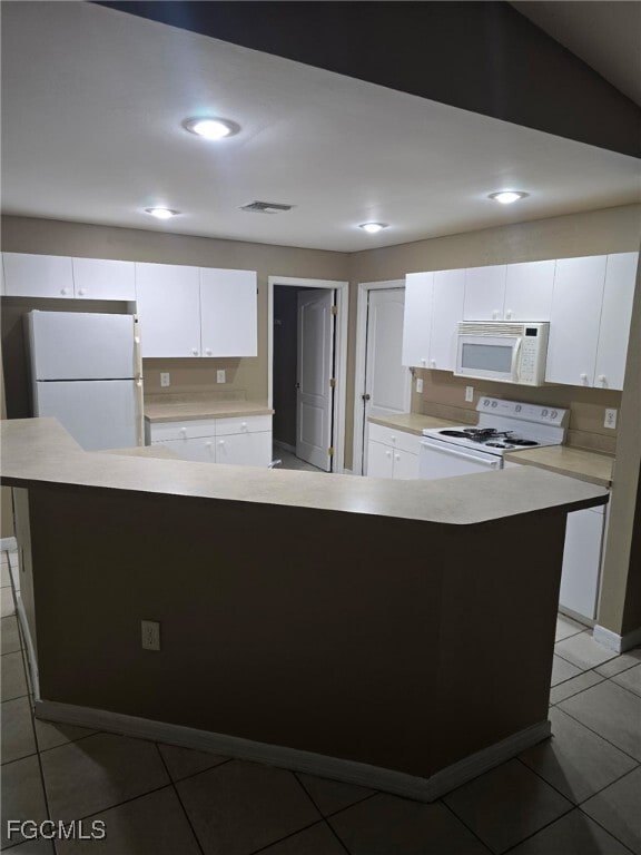 Photo - 2421 Churchill Ave N