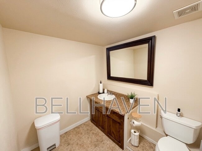 Photo - 134 W Main St