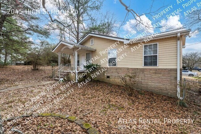 Photo - 2045 High School Rd