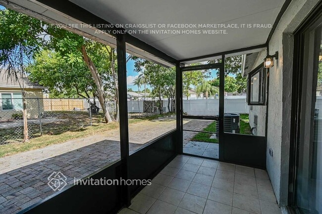 Photo - 5825 Ithaca Cir W