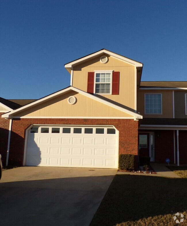 Building Photo - Wakefield Townhomes, Enterprise, AL