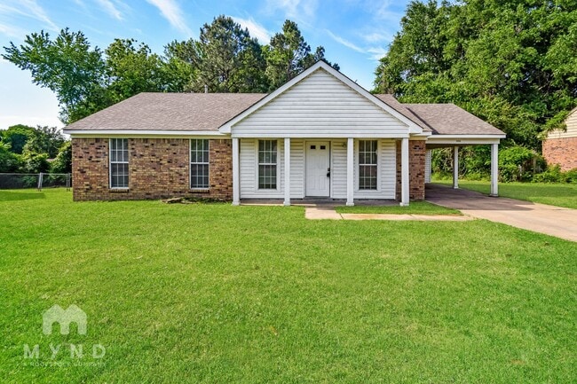 Building Photo - 3355 Carroll Dr