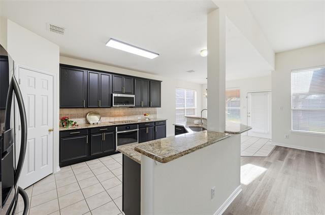 Photo - 1718 Clarke Springs Dr