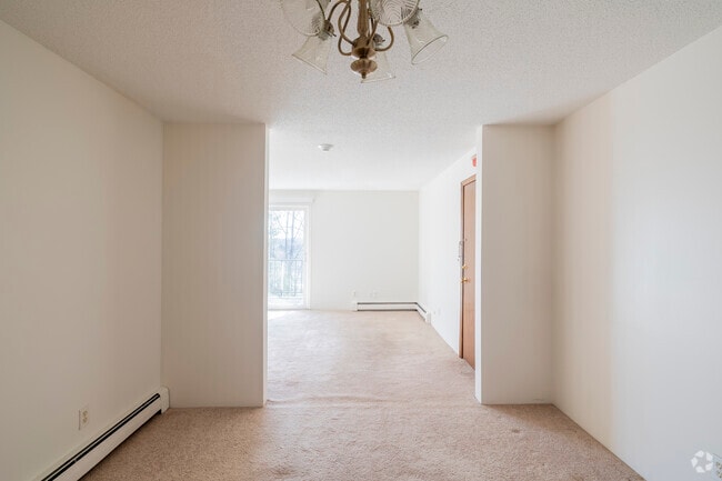 2BD, 1BA - 960SF - Dining Rom