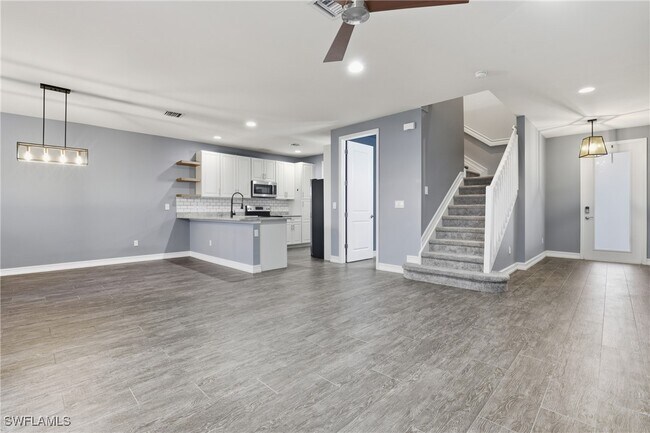 Photo - 7894 Bristol Cir