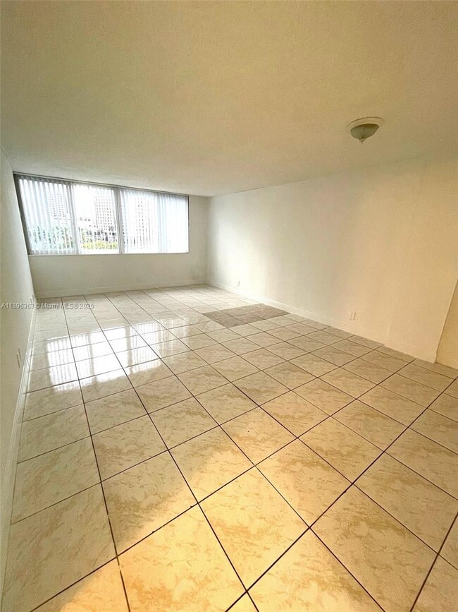 Photo - 9143 SW 77th Ave Unit B605
