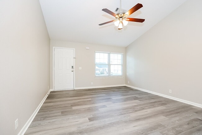 Photo - 7552 W Winchester Dr