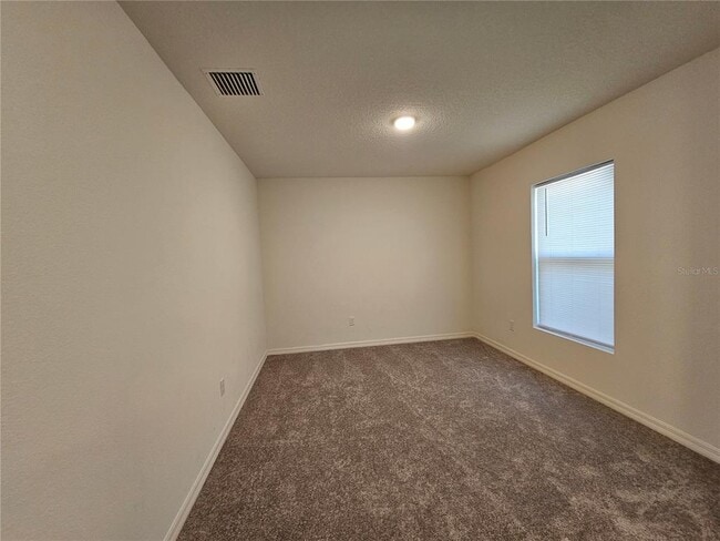 Photo - 32 Ramrock Ln