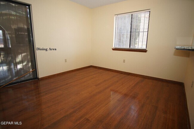 Photo - 11728 Bob Mitchell Dr