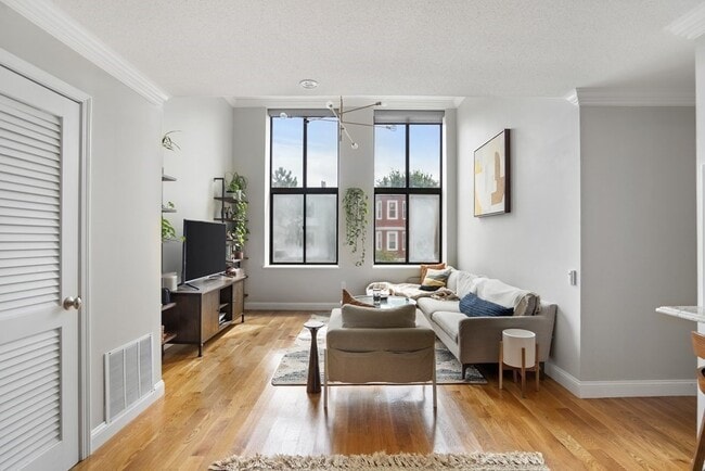 Photo - 841 Parker St Unit 202