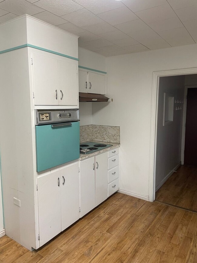 Photo - SOPO RETRO Unit SOPO Retro