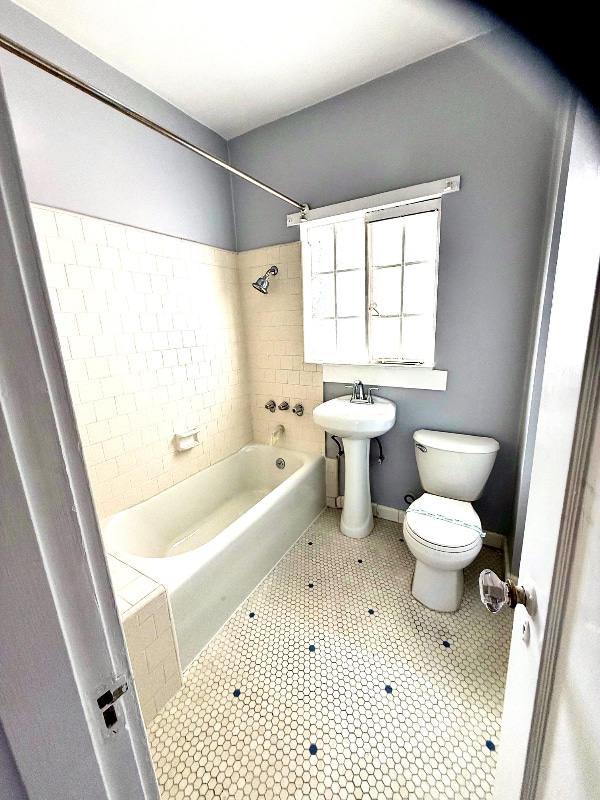 Photo - 2818 Telegraph Ave Unit 36