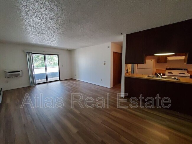 Photo - 1300 12th St Unidad 114