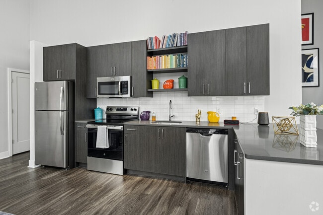 2BR, 2BA -1,397SF - Kitchen - Apex Hudson Riverfront