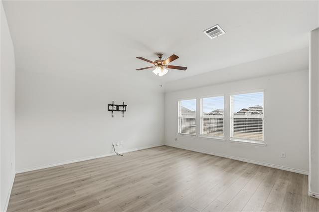 Photo - 121 Newsom Dr