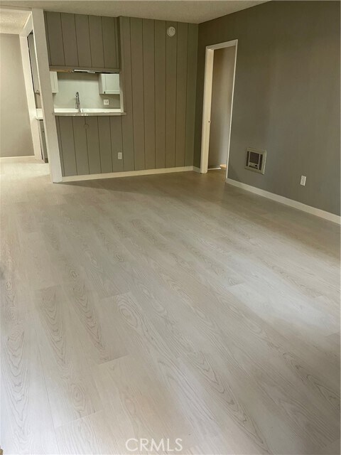 Photo - 1040 W MacArthur Blvd Unidad 51