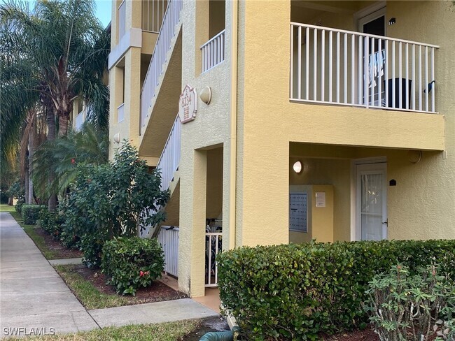 Building Photo - 8234 Key Royal Cir Unit 512 Rental